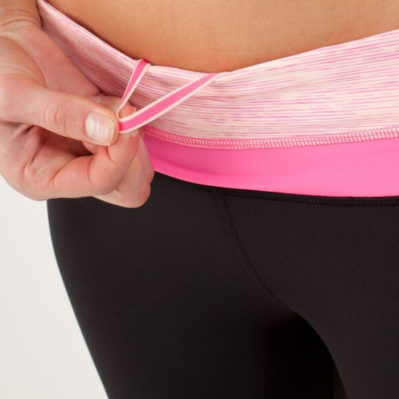 Lululemon Run Inspire Crop II Sz 4 Black & Pink EUC - Picture 7 of 12